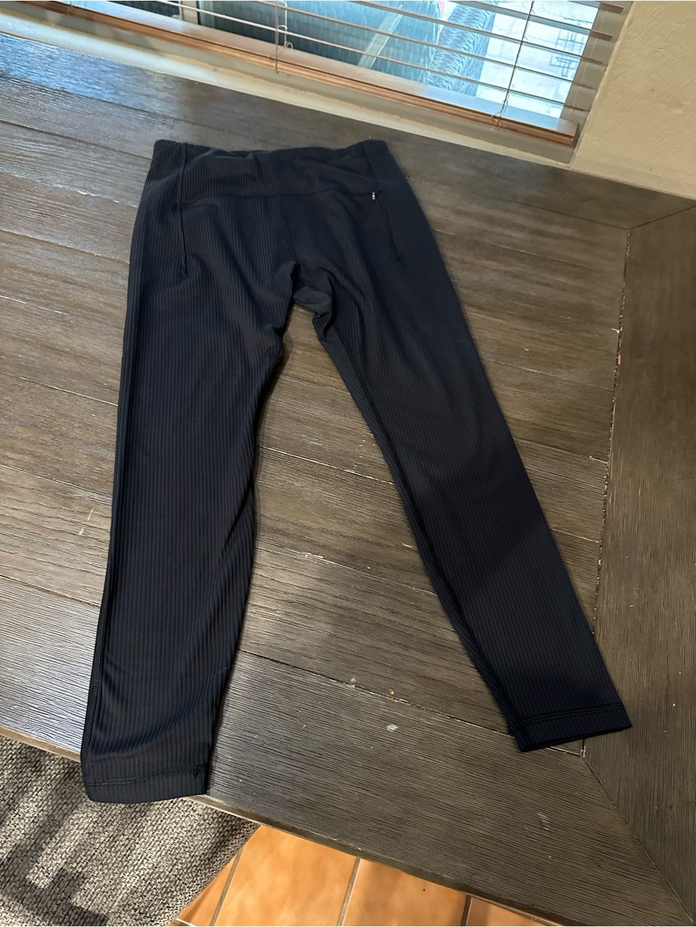 Women's Lg Spyder Active Ribbed High Waisted Ribbed black leggings w/tech pocket